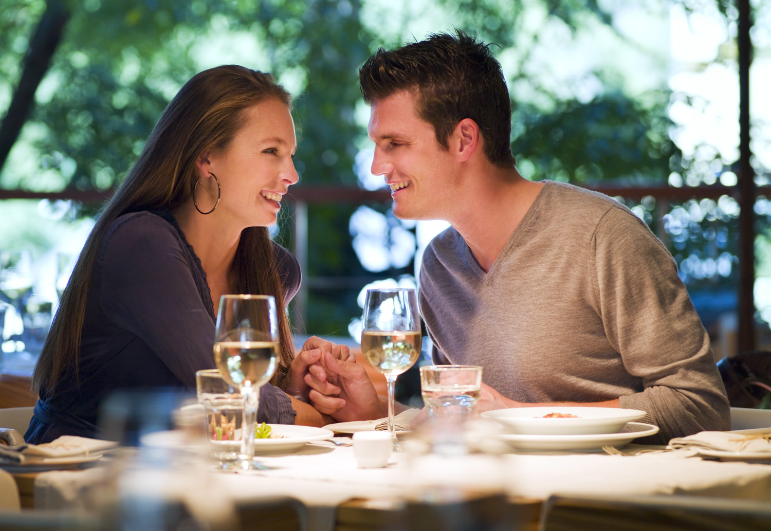 “Indulge Your Palate: Tips for Enjoying Fine Dining Experiences”